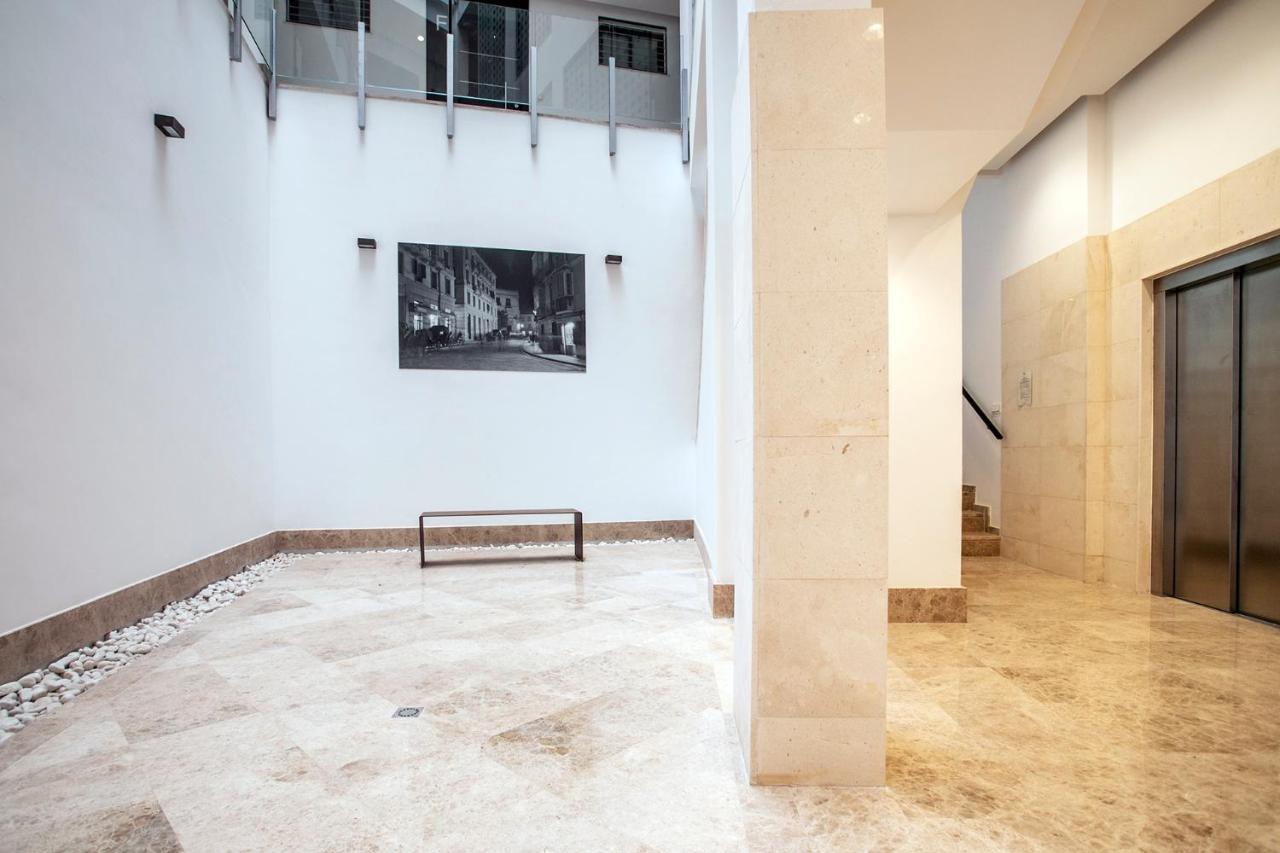 Del Parque Flats Teatro Plaza Premium Lägenhet Málaga Exteriör bild