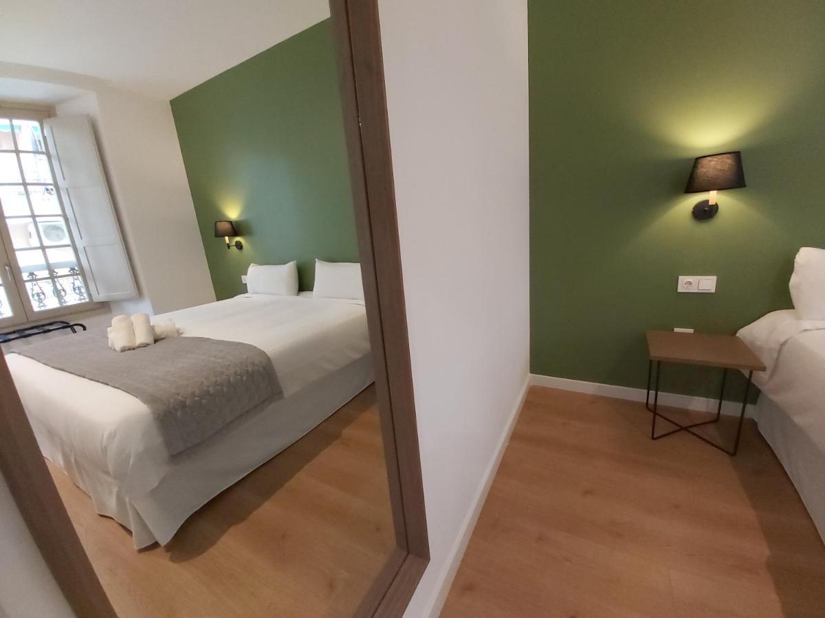 Del Parque Flats Teatro Plaza Premium Lägenhet Málaga Exteriör bild
